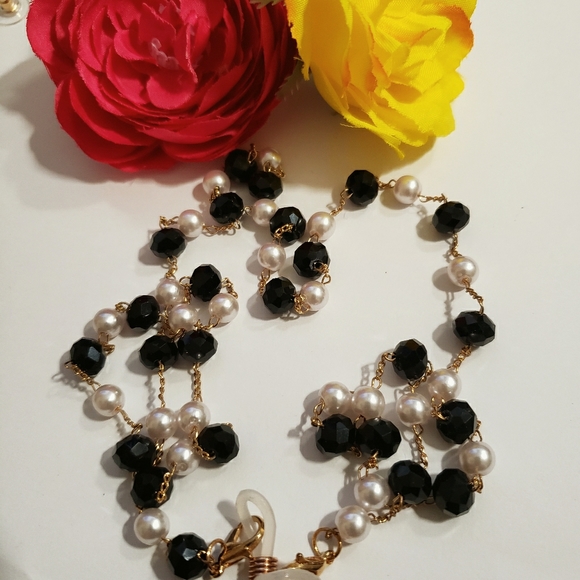 GLASSES CHAIN HOLDER - Picture 3 of 6